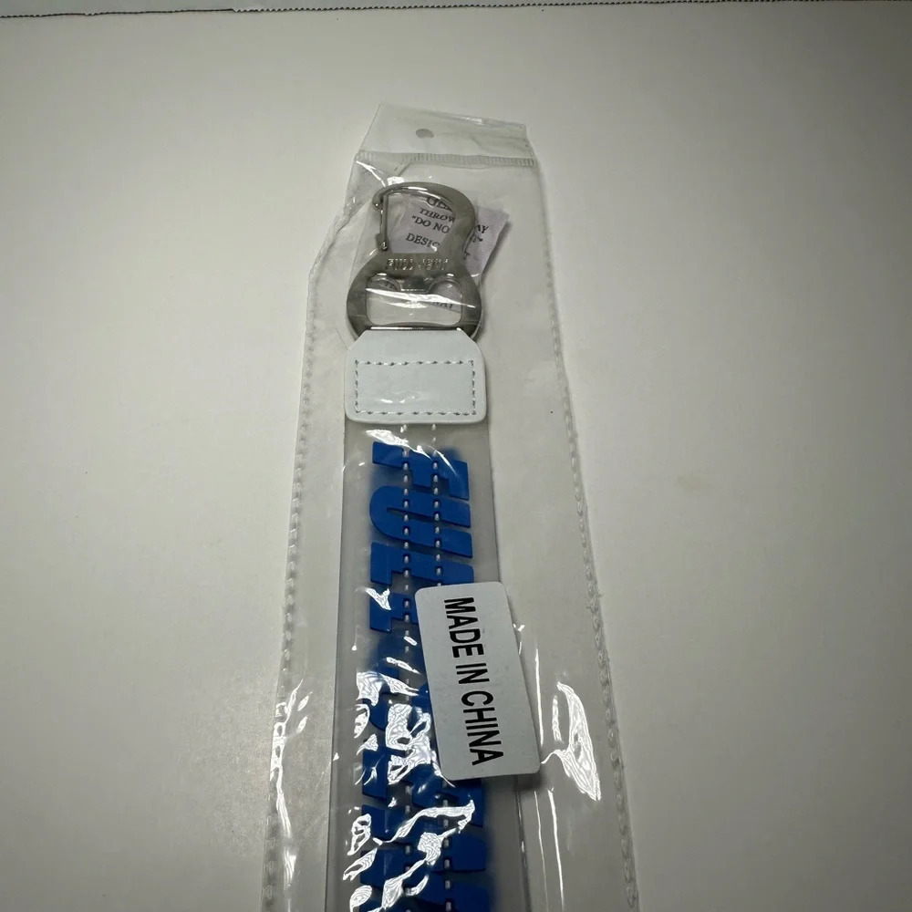Full Send Lanyard - Picture 3 of 3